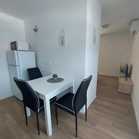 Marica Apartament *
